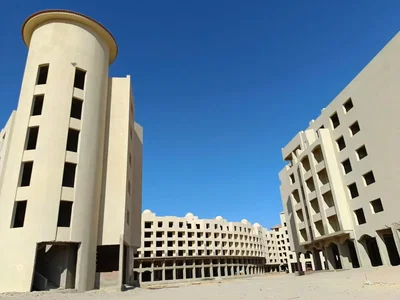 Кућа и околина