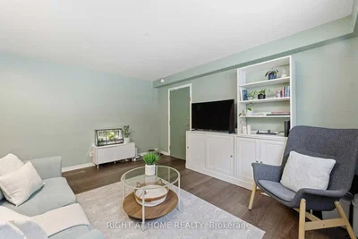 Oturma odası; doğal ışık, modern stil