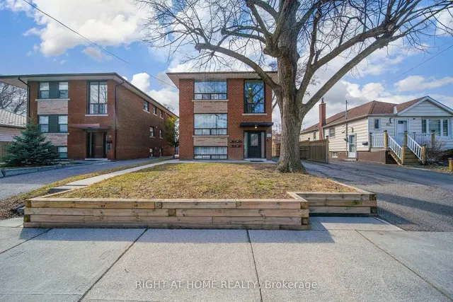 Casa y alrededores; vista