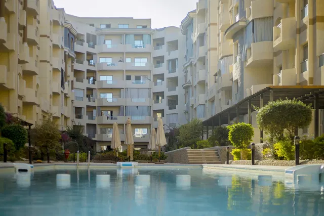 Кућа и околина; поглед