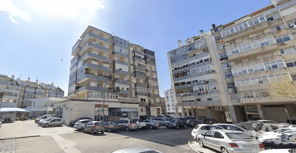 Kuća i okolina; pogled