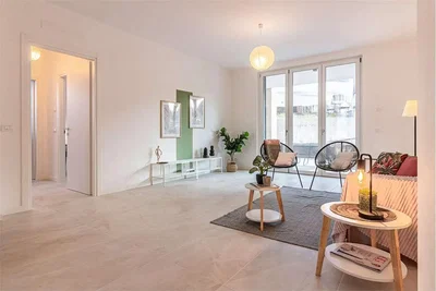 Дневна соба; природно светло, модерни стил, плочице