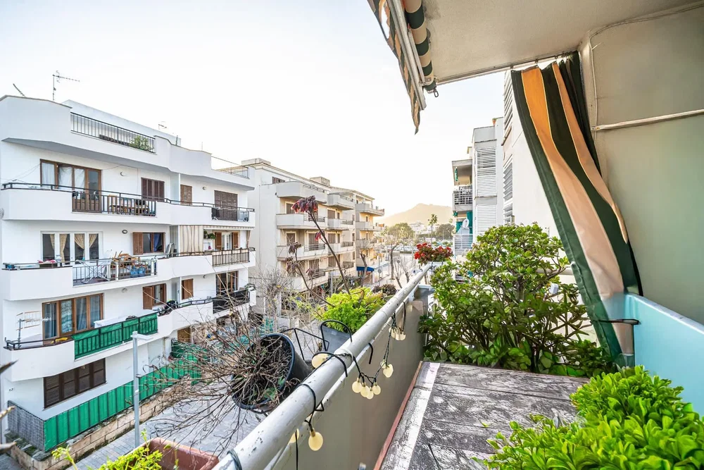 Balkon; manzara, doğal ışık