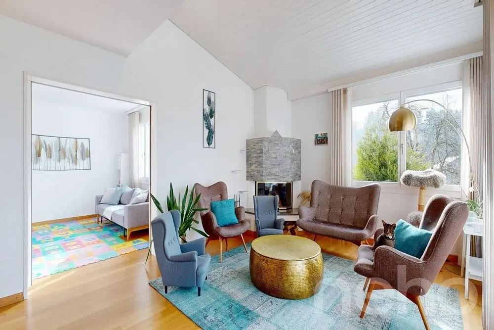 Wohnzimmer; tageslicht, kamin, moderner stil