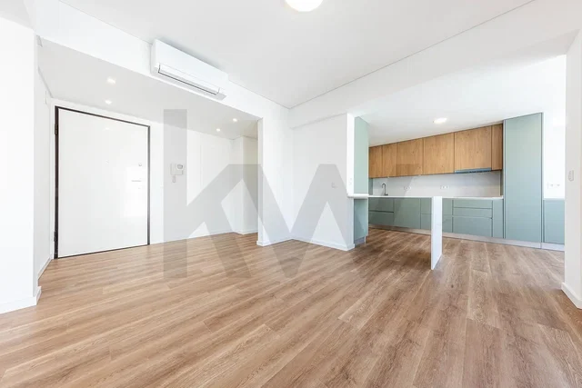 Kitchen; natural light, renovated