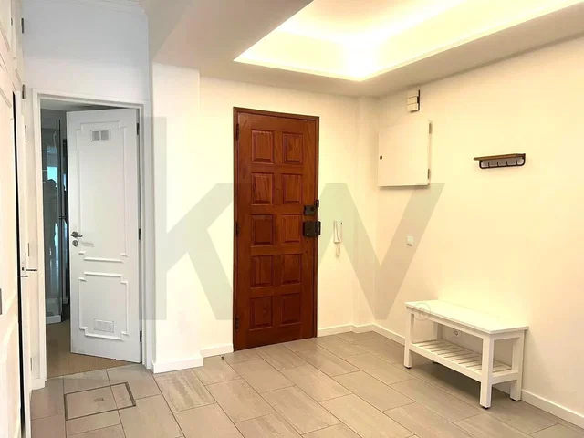 Cloakroom; tile floor