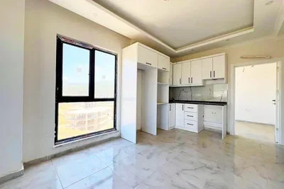 Кухиња; поглед, плочице, природно светло