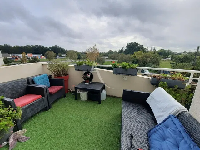 Terrace; view, natural light