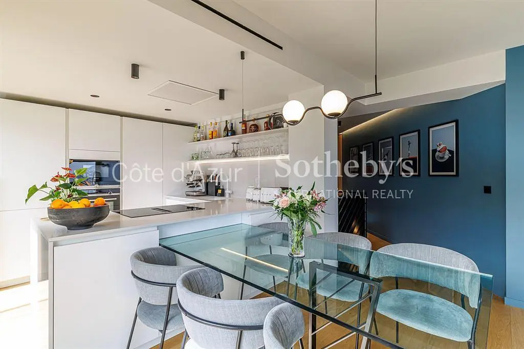 Cuisine; style moderne, lumière naturelle