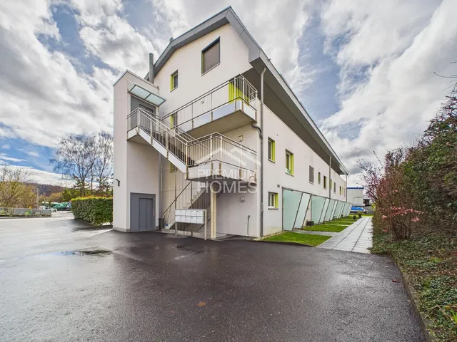 Haus und umgebung; blick