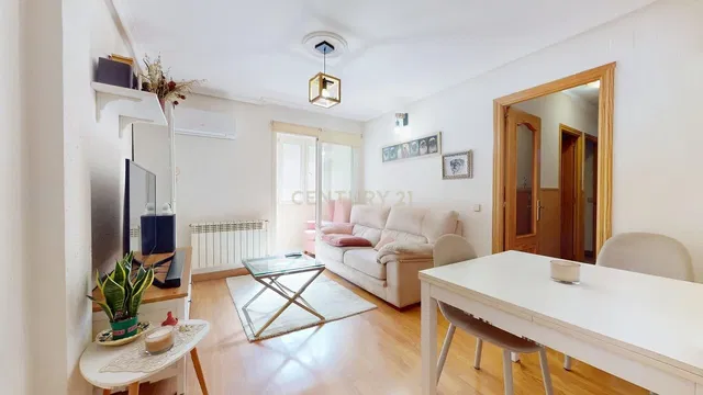 Дневна соба; природно светло, модерни стил