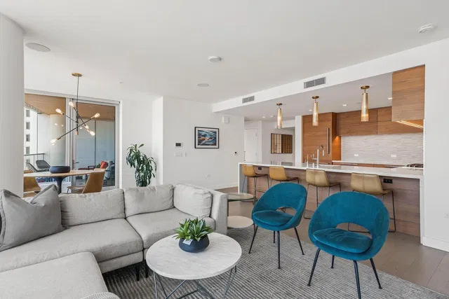 Salón; luz natural, estilo moderno, vista