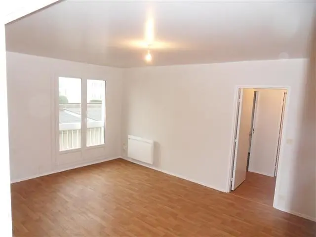 Bedroom; natural light, wood floor