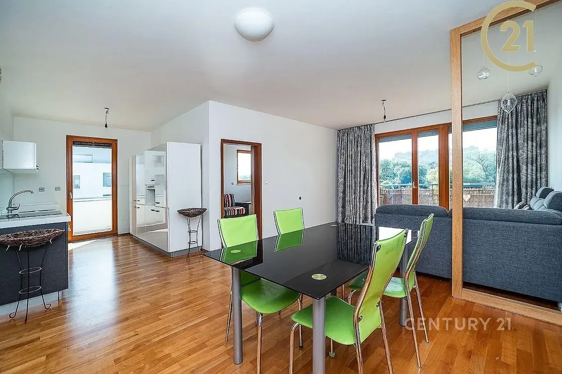 Wohnzimmer; blick, holzboden, tageslicht, moderner stil