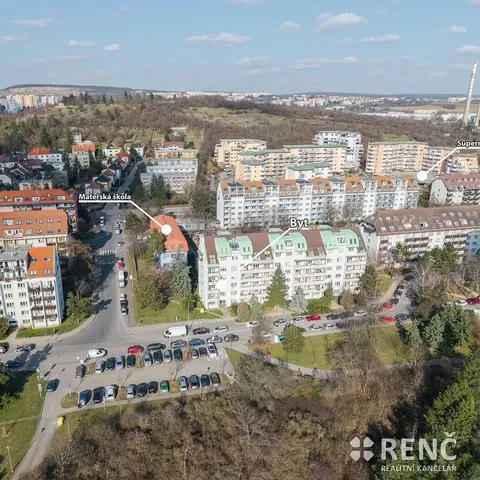 Haus und umgebung; blick