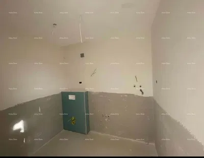 Koupelna; nutná rekonstrukce, dlažba