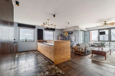 Oturma odası; manzara, doğal ışık