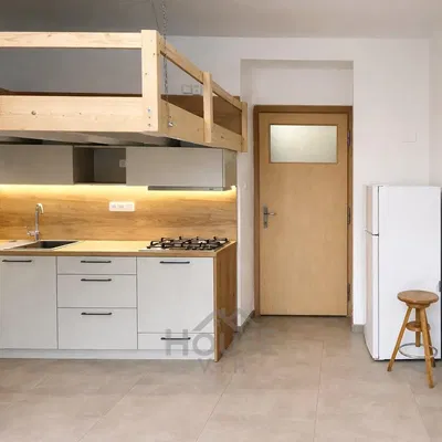 Küche; küchengeräte, fliesenboden, renoviert, tageslicht, moderner stil