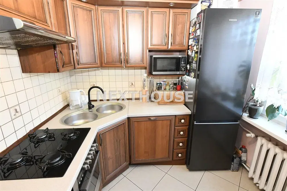 Cuisine; électroménager, carrelage