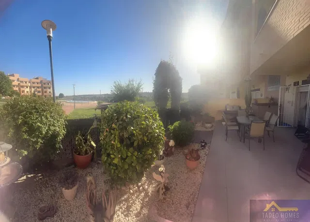 Terasa; výhled, přirozené světlo