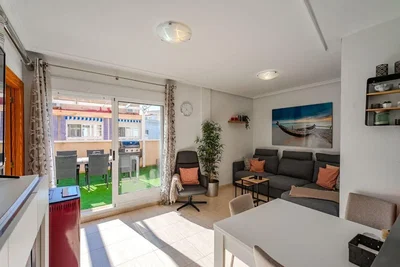Oturma odası; manzara, doğal ışık, modern stil