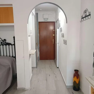 Schlafzimmer; tageslicht, fliesenboden