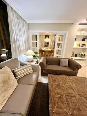 Oturma odası; doğal ışık, modern stil
