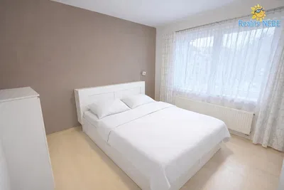 Schlafzimmer; tageslicht, moderner stil