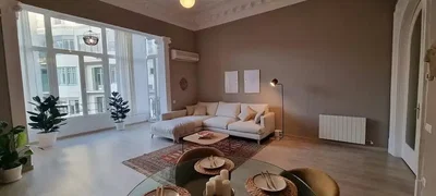 Salon; lumière naturelle, style moderne