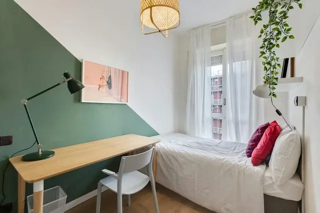 Bedroom; natural light, modern style, wood floor