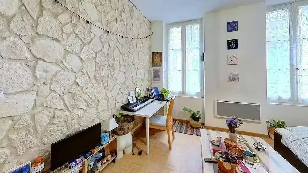 Oturma odası; doğal ışık, rustik stil