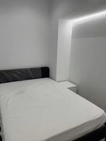 Dormitorio; luz natural