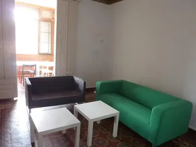 Dnevna soba; prirodno svjetlo, pločice