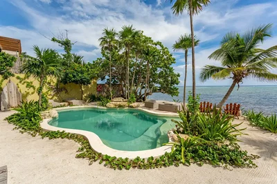 Kuća i okolina; pogled, prirodno svjetlo