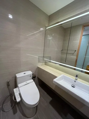 Casa de banho; chão de azulejo