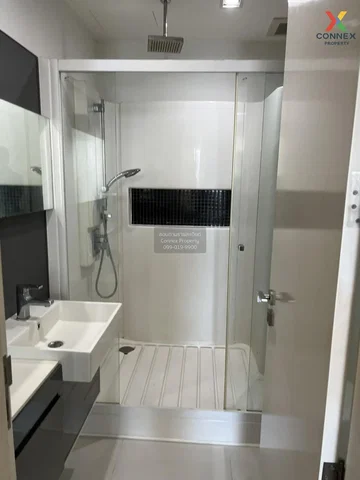 Kupaonica; renoviran, prirodna svjetlost, pločice