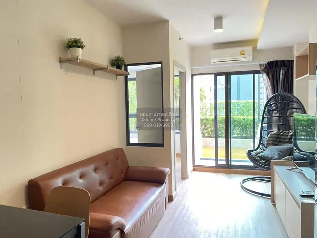 Sala de estar; luz natural, estilo moderno