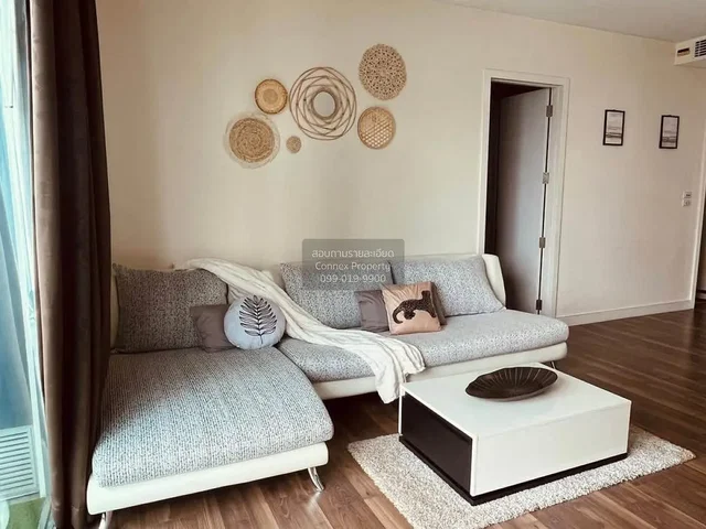 Living room; modern style, wood floor, natural light