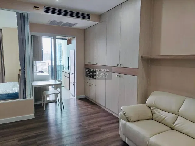 Living room; view, natural light