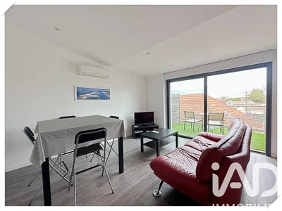 Living room; view, natural light, modern style