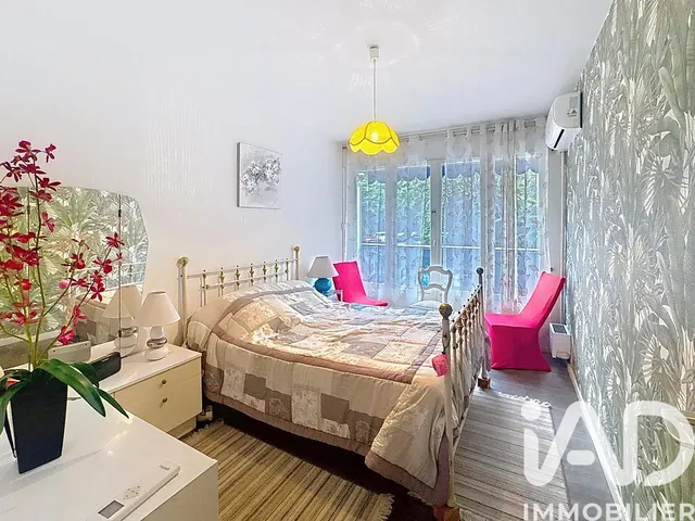 Slaapkamer; natuurlijk licht, moderne stijl