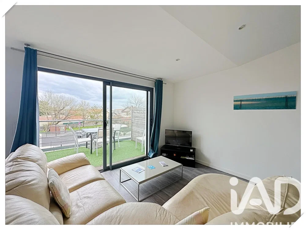 Wohnzimmer; blick, tageslicht, moderner stil