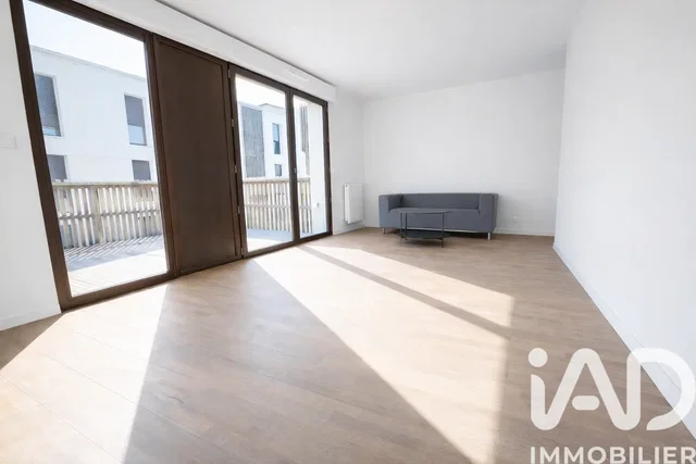 Living room; view, natural light, modern style