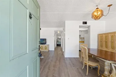 Obývací pokoj; přirozené světlo, moderní styl