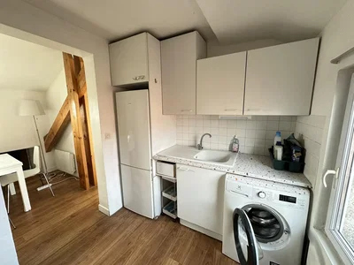 Cuisine; électroménager, carrelage, parquet