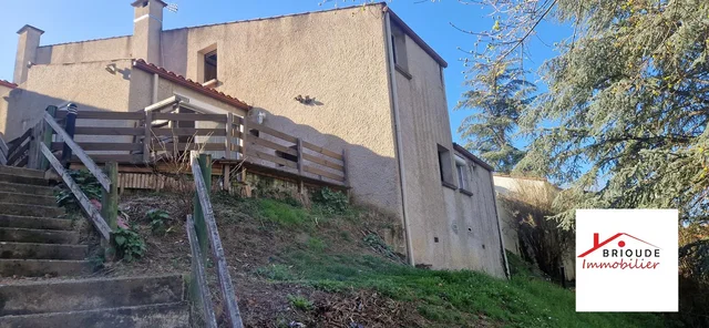 House and surroundings