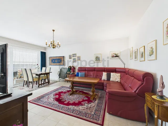 Wohnzimmer; tageslicht, moderner stil