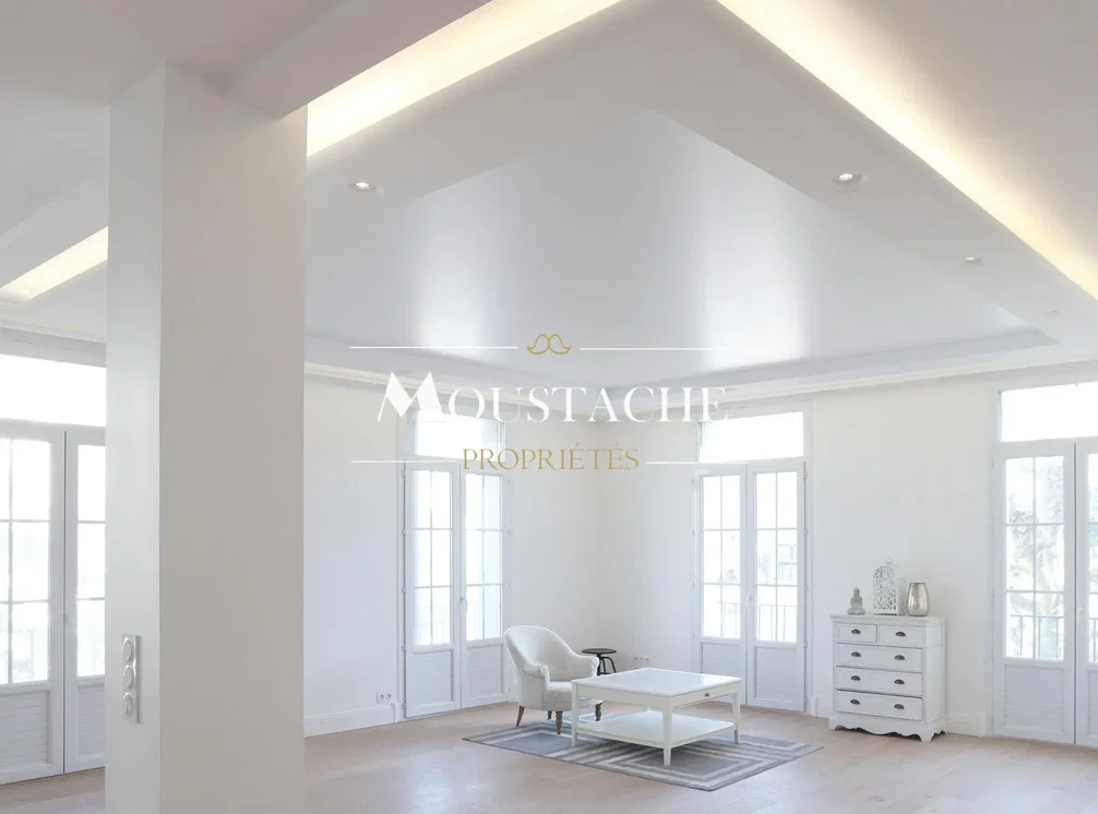 Salon; lumière naturelle, style moderne