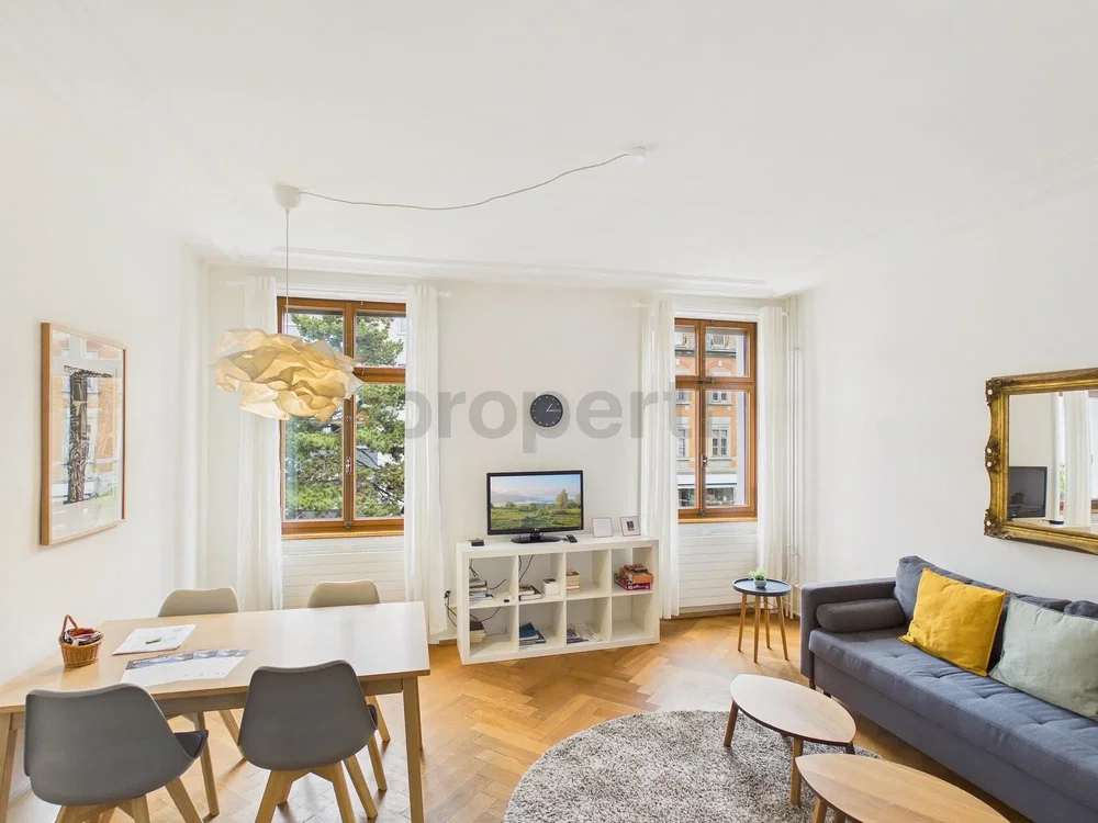 Wohnzimmer; blick, tageslicht, moderner stil