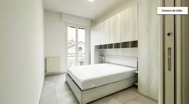 Спаваћа соба; природно светло, плочице